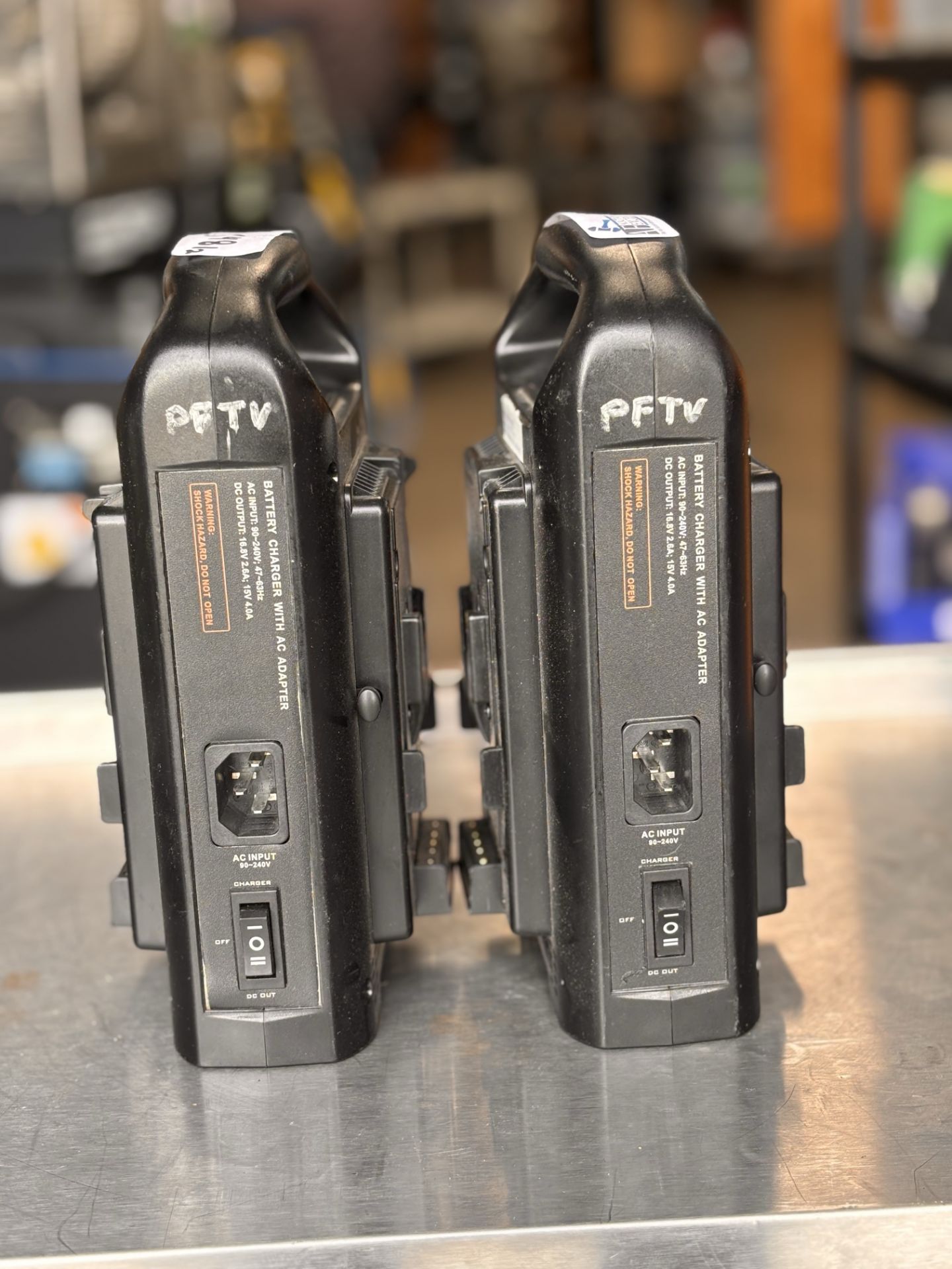 Lot of 2 Dracast V-Mount Dual Charger D-2S Lithium-Ion Battery Charger - Image 3 of 7