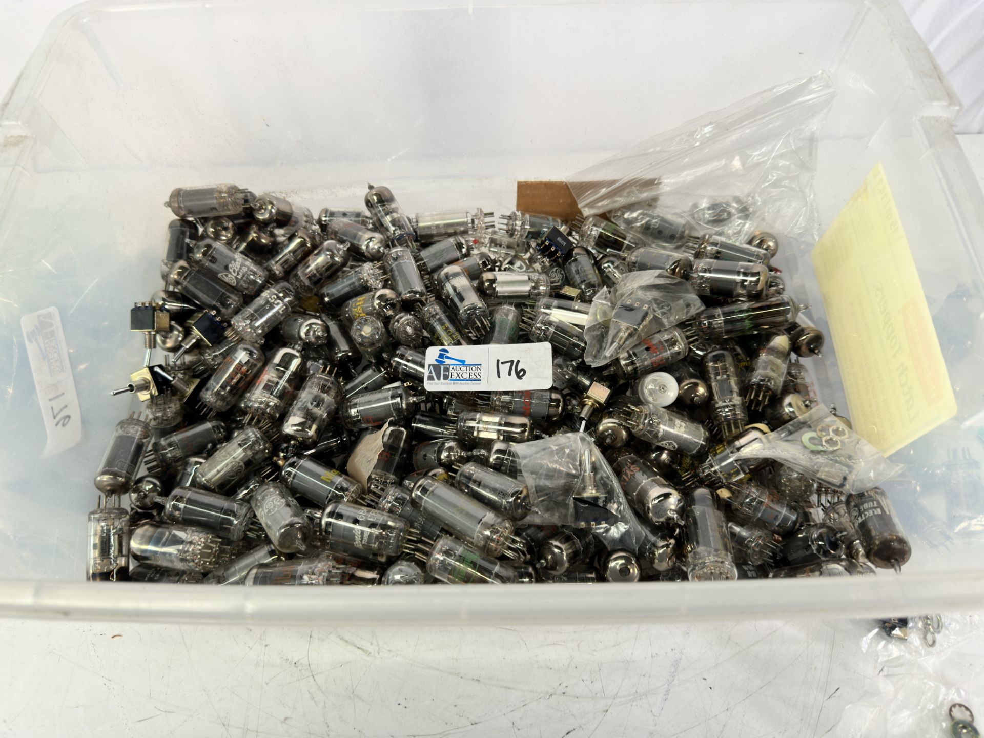 Vintage Computing & Audio Lot - GAP/R K2-W Tube Op-Amp, C.G. Conn & RCA Tubes, Bulk Switches - Image 10 of 20