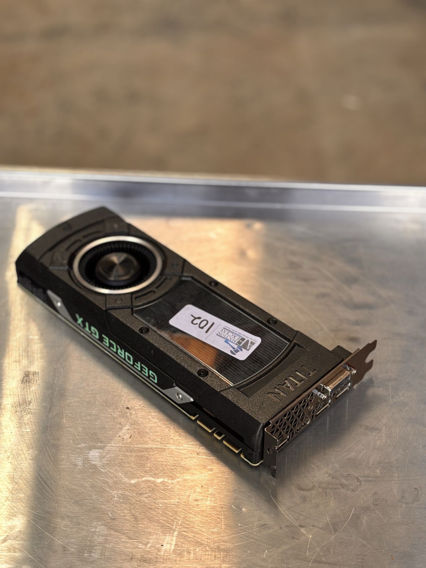 Nvidia Titan 12G-P4-2990-KR Graphics Card - Image 4 of 5