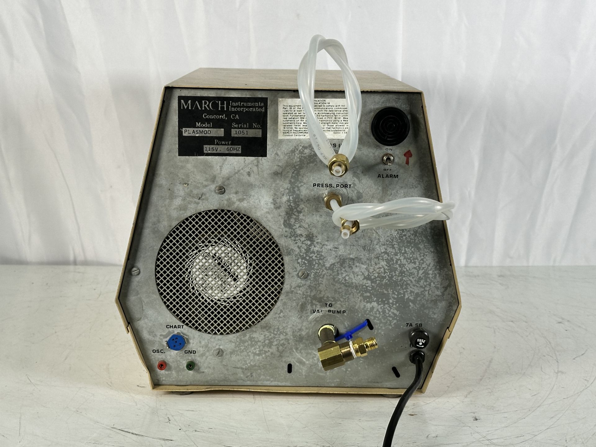 March Instruments PLASMOD Plasma Etcher / Cleaner / Barrel Asher - Image 3 of 4