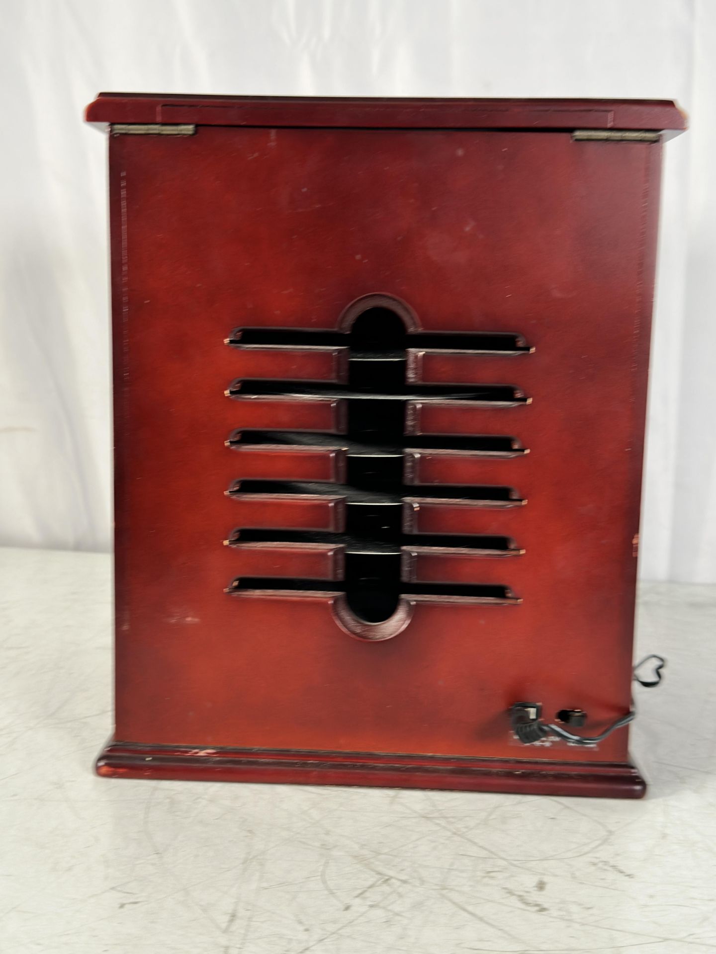 Thomas Pacconi 1900-2000 Classics Light Up Animated Christmas Music Box - Image 6 of 7