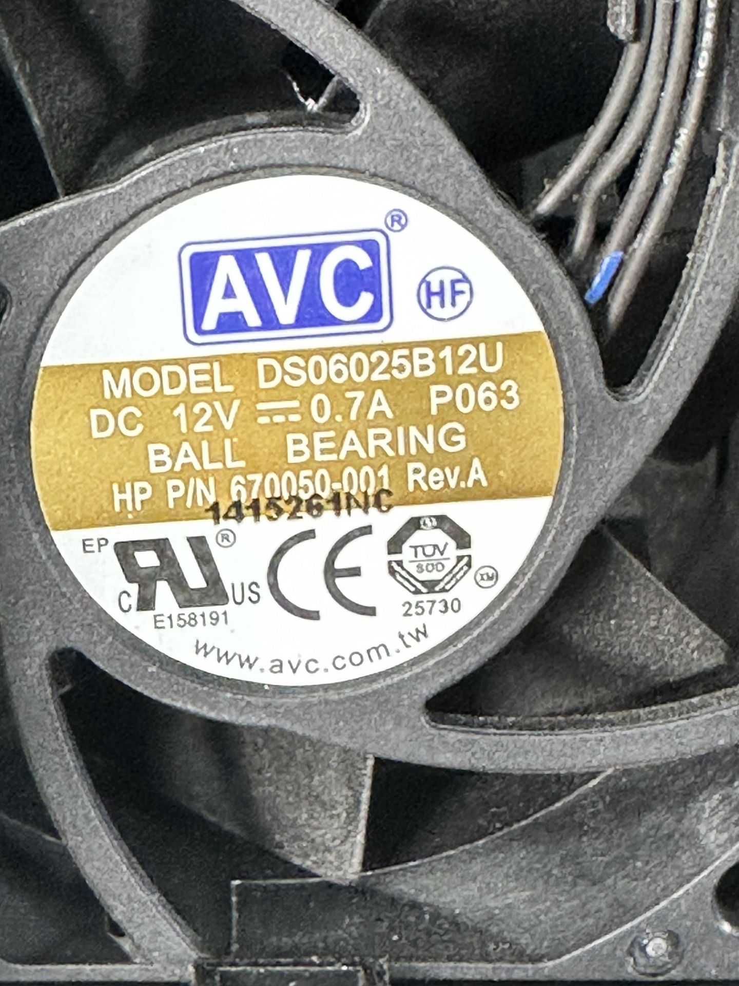 HP Z840 Workstation (RAM and Drives Removed) - Image 6 of 10