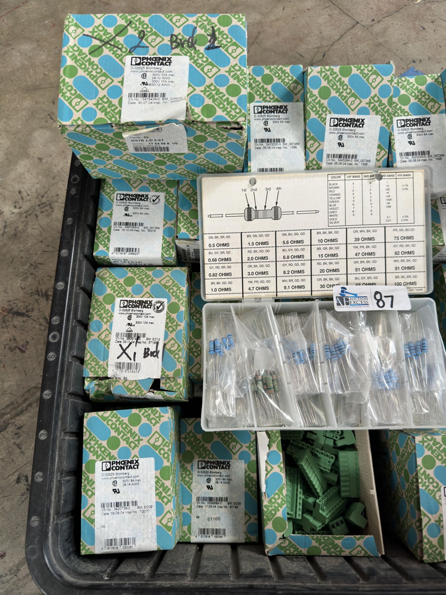Lot of Phoenix Contact Industrial Interconnects in original box, Terminal Blocks & Mouser Resistor K - Image 2 of 3