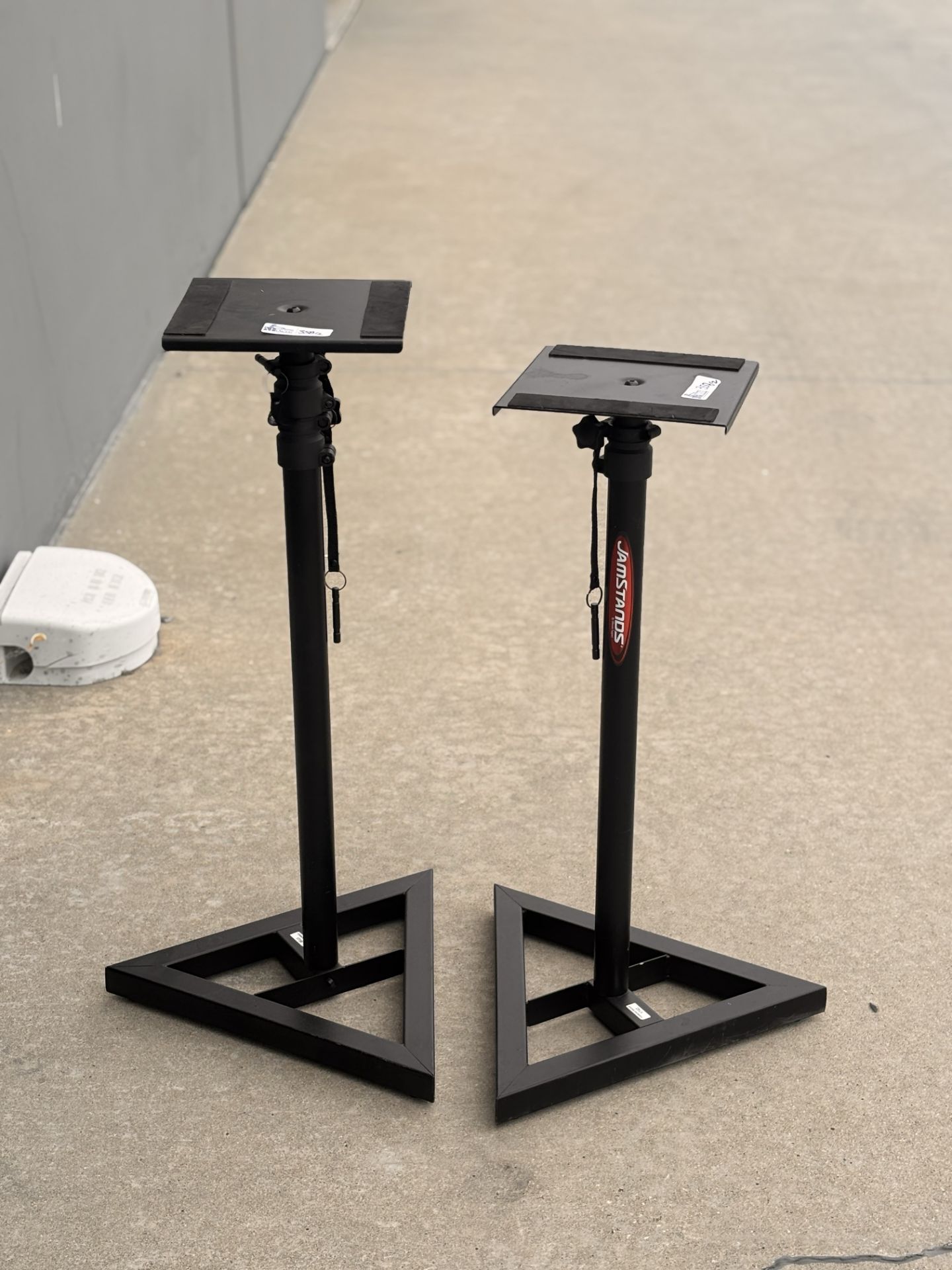 Pair of Jamstands JS-MS70 Studio Monitor Stands