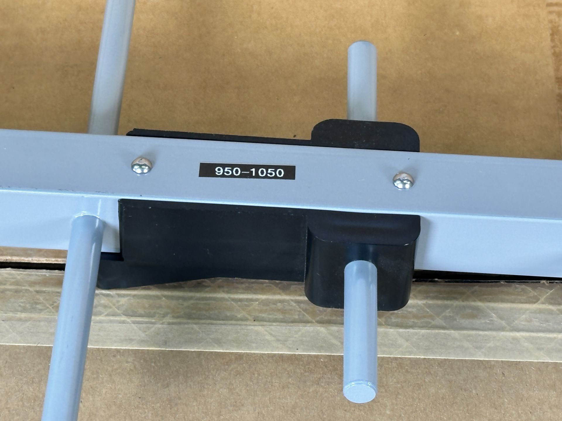 Lot of 6 NOS Coherent Systems AY-7 7-Element High Gain Yagi Antennas 950-1050 MHz 1GHz - Image 2 of 4