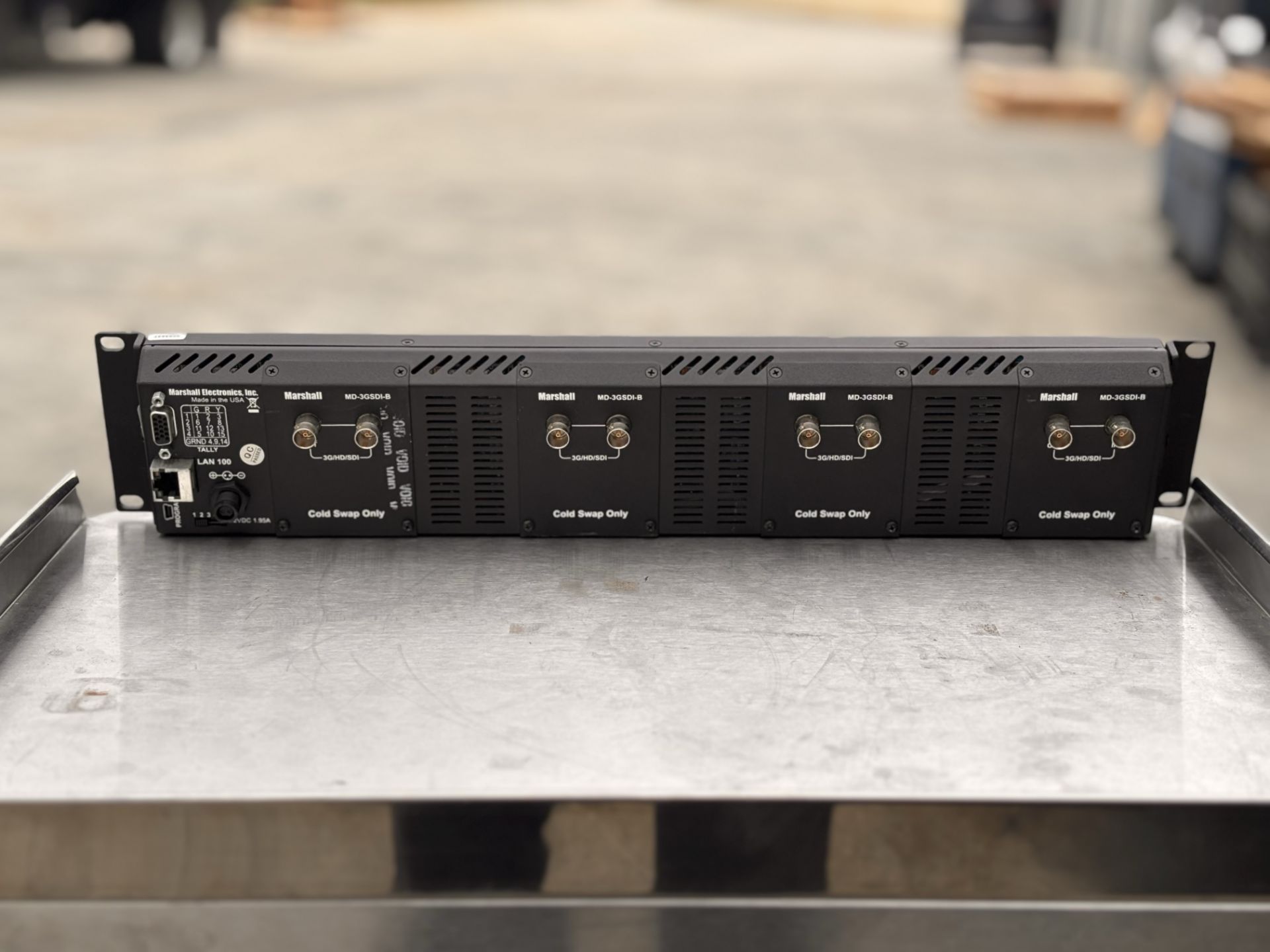 Marshall V-MD434 Quad 2RU 4.3" High Resolution LCD Rack Mount Monitor - Image 3 of 7