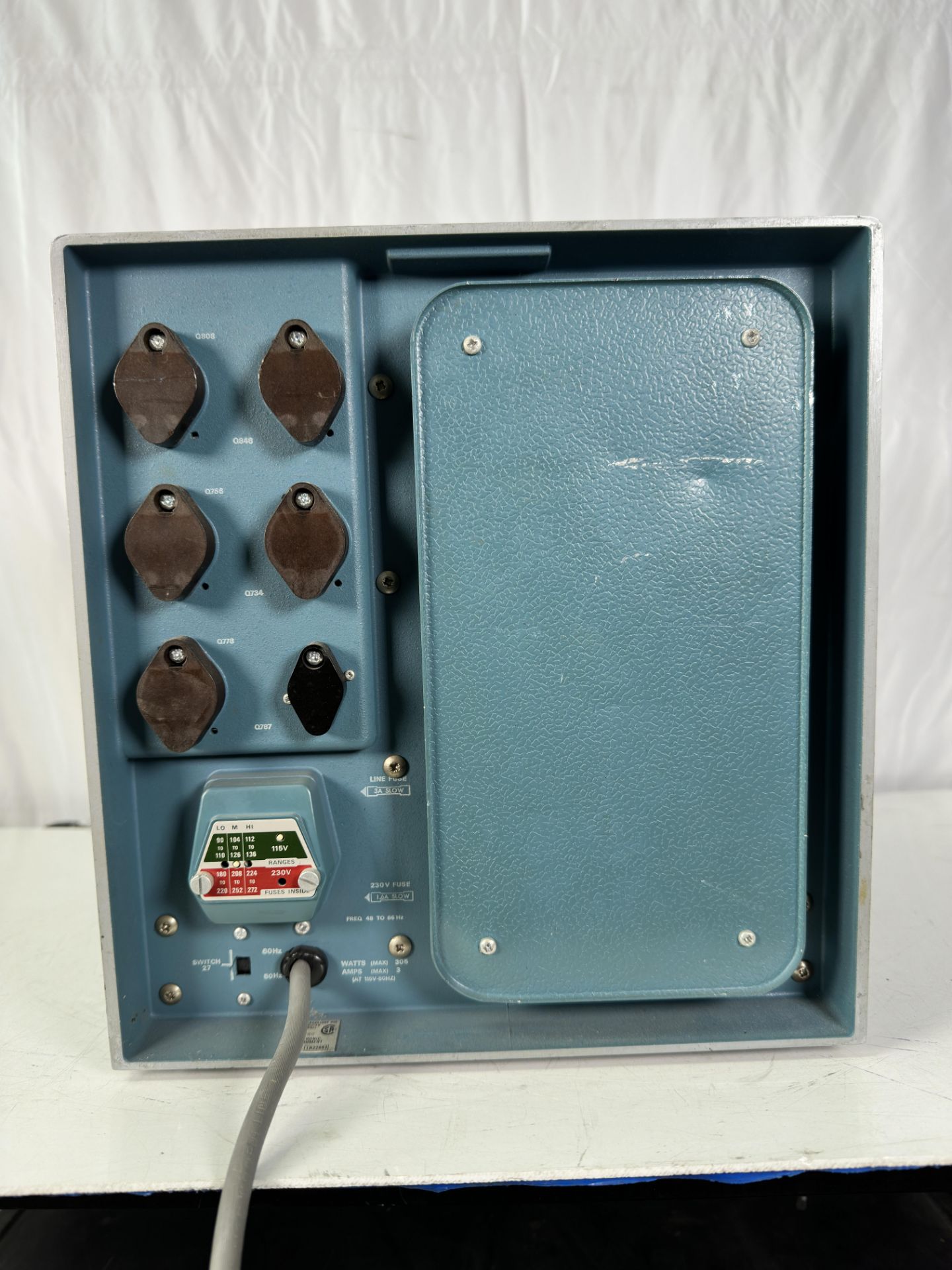 Tektronix Type 576 Curve Tracer High Power Measurement System - Image 4 of 7