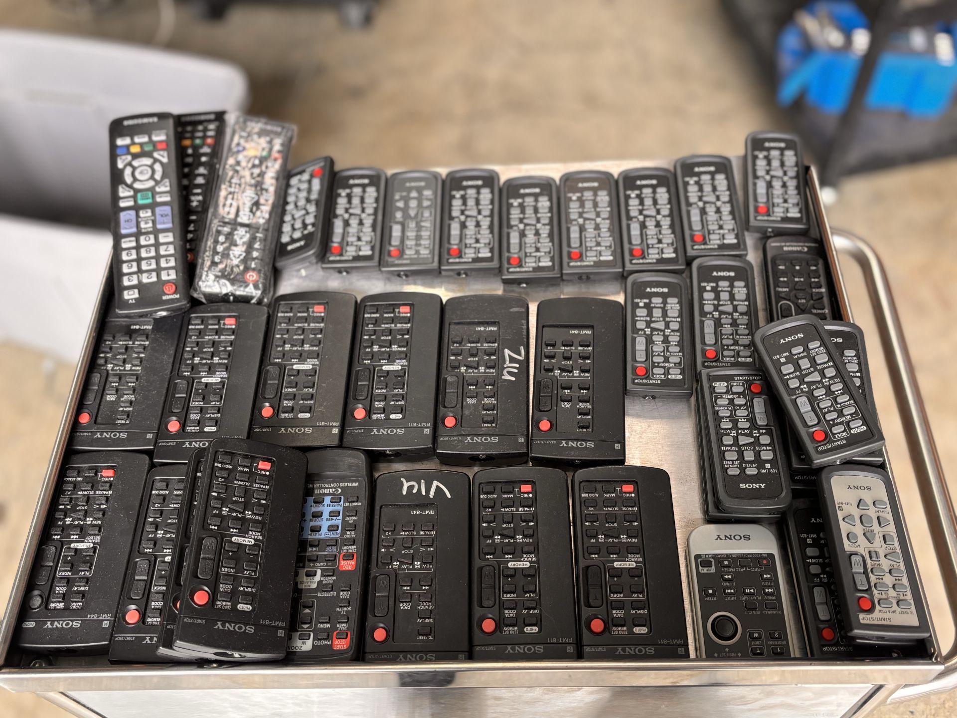 Lot of Remote Controls including (7) Sony RMT-811 Sony RMT-831 Remote Control, Canon WL-D77, Sony RM - Image 5 of 5