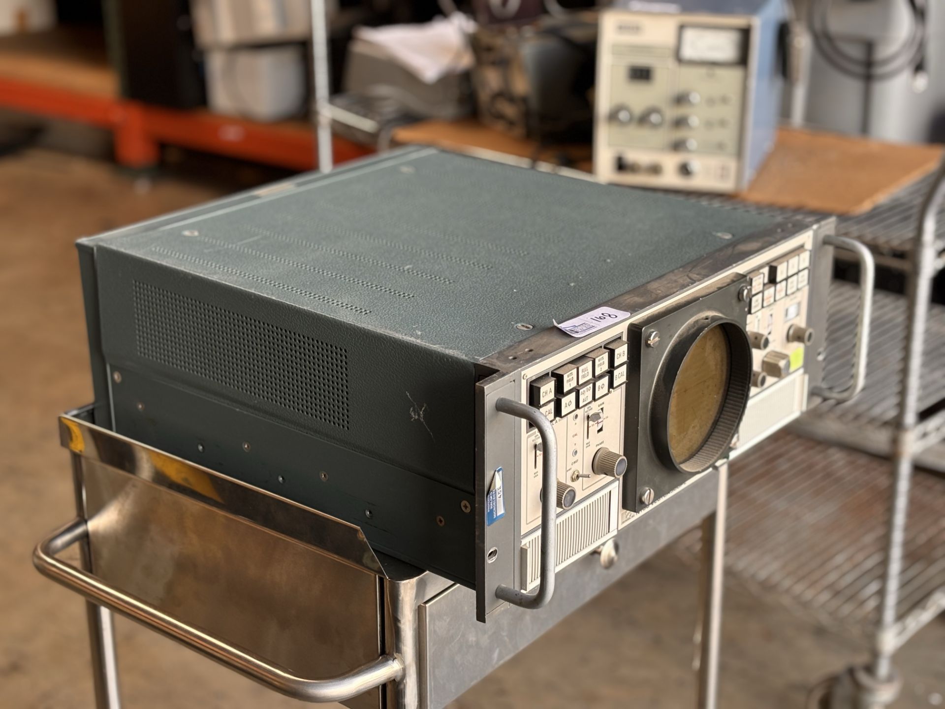 Tektronix 520A NTSC Vectorscope - Image 2 of 9