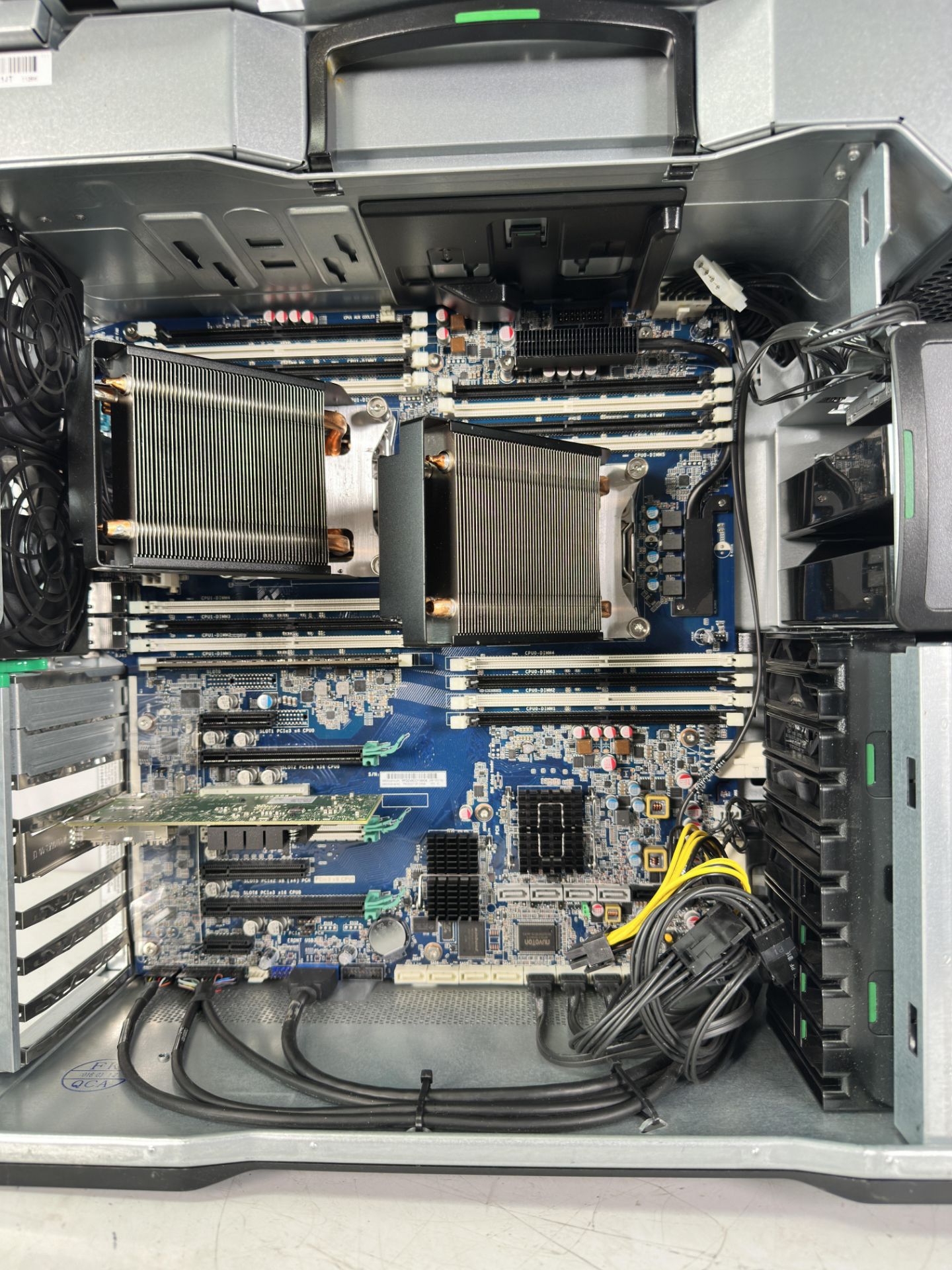 HP Z840 Workstation (RAM and Drives Removed) - Image 2 of 9