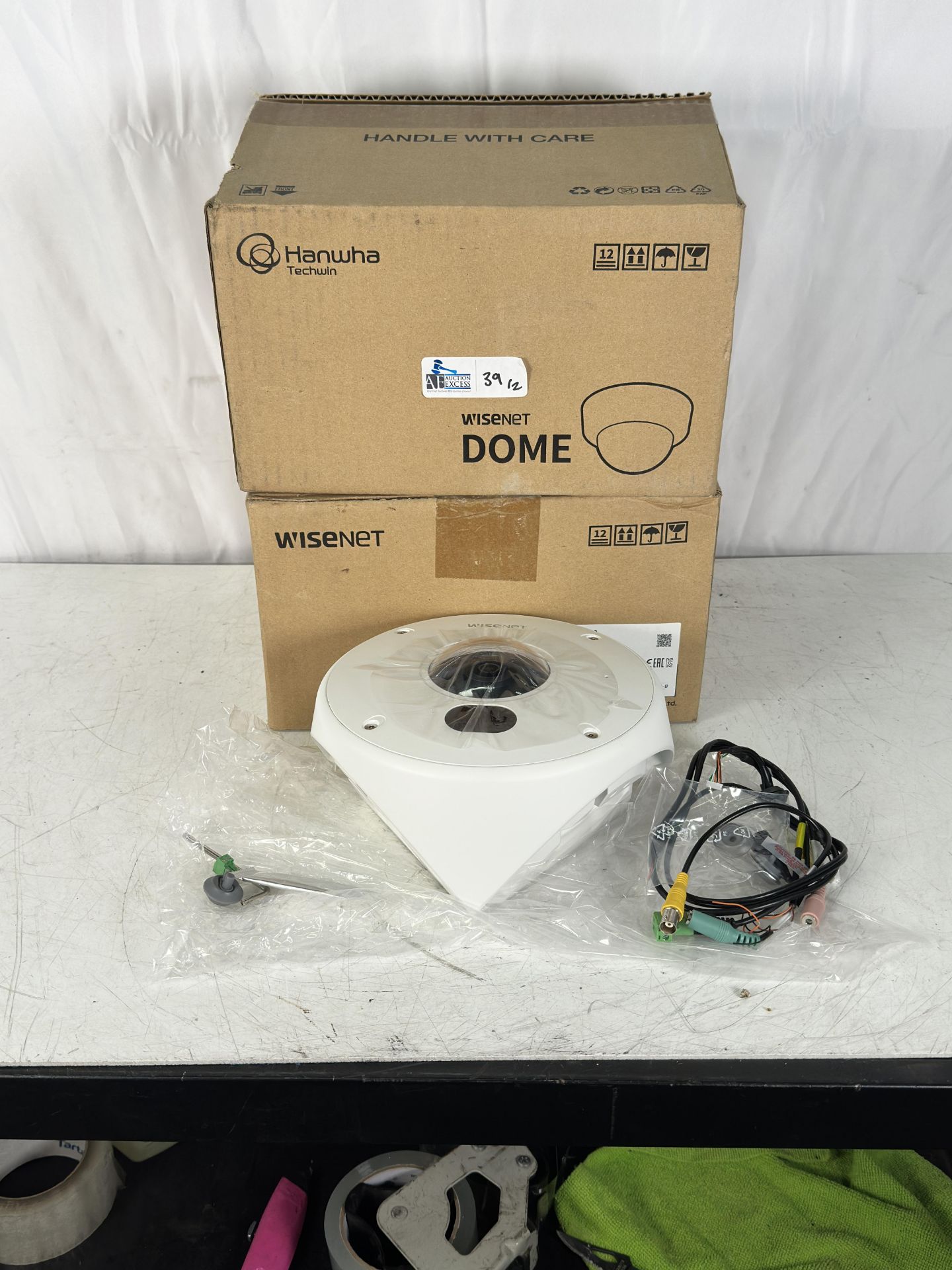 Lot of 2 Hanwha Techwin TNV-7010RC 3MP IP Corner Mount Security Cameras, New Sealed - Image 2 of 3