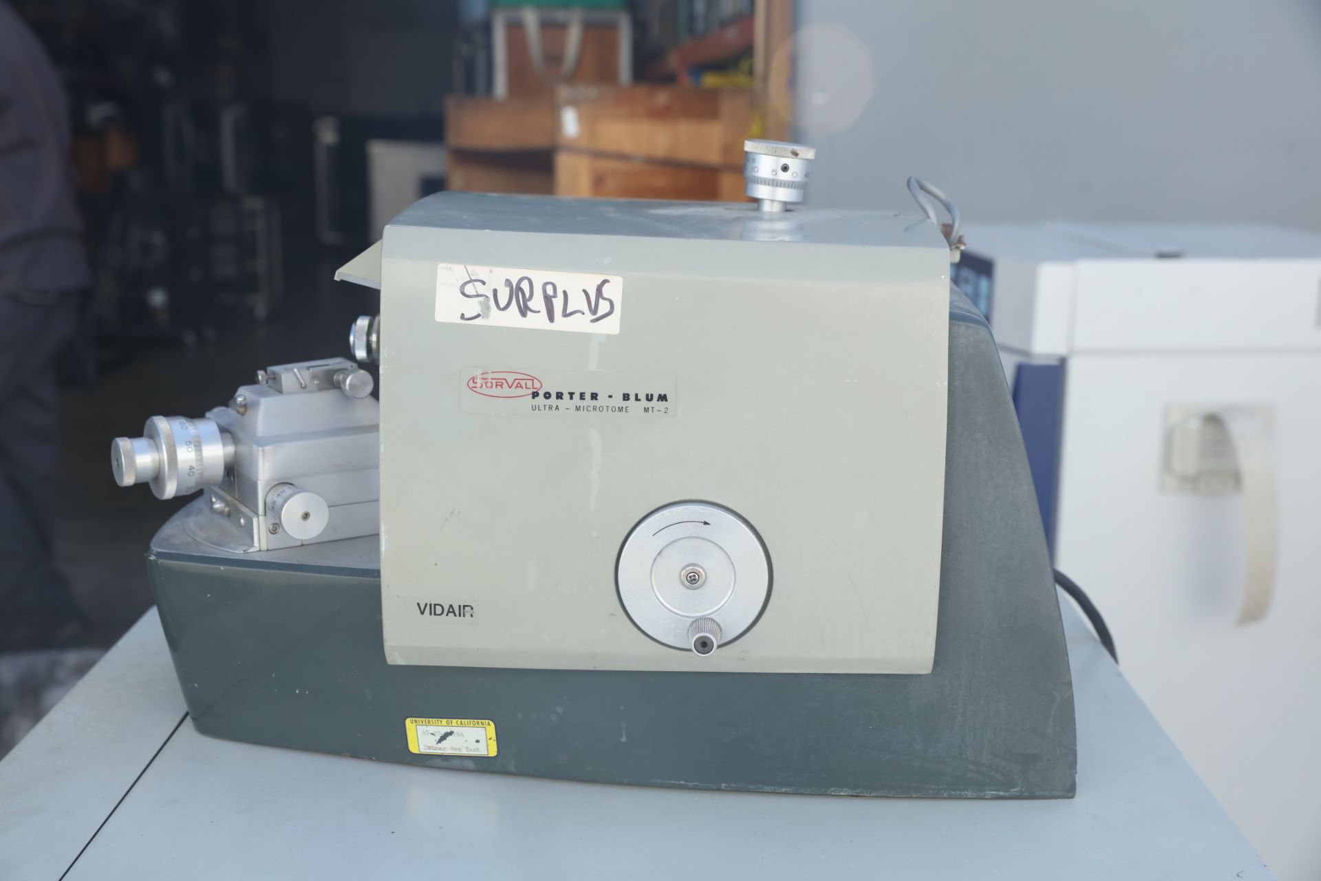 Sorvall Porter-Blum MT-2 Ultramicrotome Ultra Thin Sectioning Microtome - Image 4 of 7