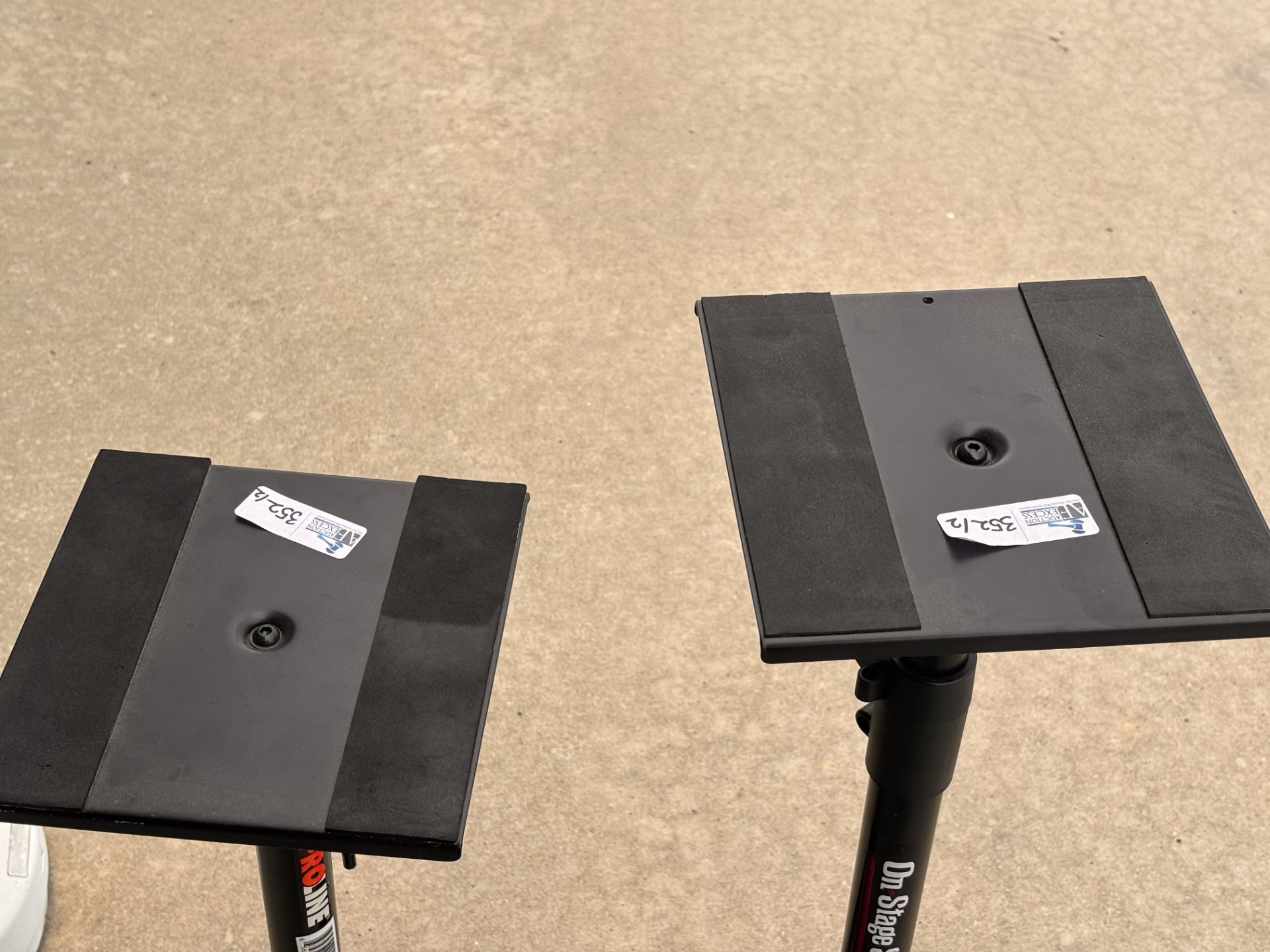 Lot of 2 Studio Monitor Speaker Stands (1) On-Stage Stands SMS6000-P (OSSSMS6000) + (1) Proline PL60 - Image 4 of 4