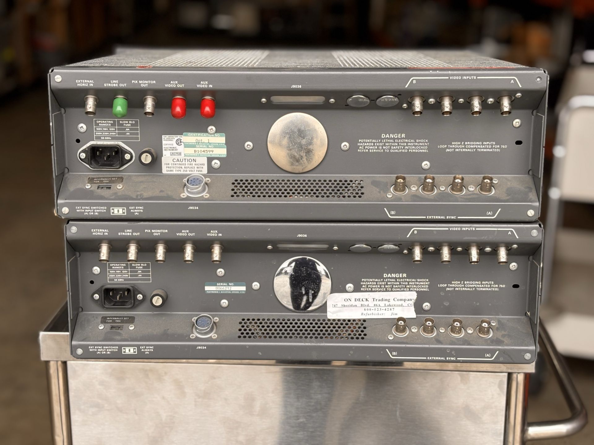 Lot of 2 Tektronix 1480R NTSC Waveform Monitors - Image 5 of 10