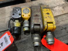 ( 2 ) PANCAKE HYDRAULIC CYLINDERS & ( 2 )HYDRAULIC SPREADERS