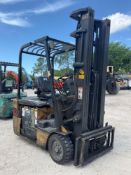 CATERPILLAR FORKLIFT MODEL ET4000, ELECTRIC, APPROX MAX HEIGHT 218in, CONDITION UNKNOWN