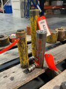( 2 ) ENERPAC RC101 & ( 1 ) HYDRAULIC CYLINDERS, TOTAL OF ( 3 )HYDRAULIC CYLINDERS