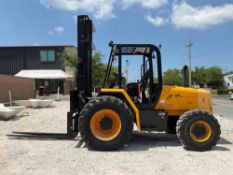 2018 JCB FORKLIFT MODEL 930, DIESEL, APPROX MAX CAPACITY 6000LBS , TILT, SIDE SHIFT, RUNS AND OPE...