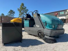 TENNANT RIDE ON FLOOR SWEEPER MODEL S20