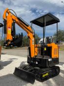 UNUSED 2025 MIVA MINI EXCAVATOR MODEL VA15; GAS POWERED; RUBBER TRACKS, BUCKET WITH TEETH & THUMB...