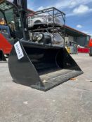 ( 1 ) UNUSED TILTING BUCKET ATTACHMENT FOR EXCAVATOR, APPROX 24in
