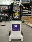 UNUSED LIAO 3.17 GALLON HIGH PRESSURE AIR OPERATED GREASE PUMP