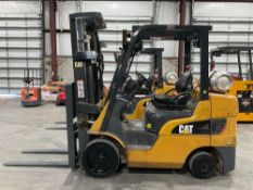 2021 CATERPILLAR FORKLIFT MODEL 2C6000; LP POWERED; APPROX MAX CAPACITY 6000LBS, APPROX MAX HEIGHT