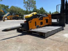 ( 1 ) UNUSED 2024GIYI SKID STEER HAMMER MODEL 680; APPROX DRIVE OIL PRESSURE 72in, APPROX BLOWOUT