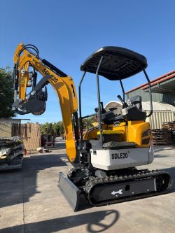 UNUSED 2026 SDLANCH MINI EXCAVATOR MODEL SDLE20; DIESEL POWERED YANMAR ENGINE, RUBBER TRACKS,