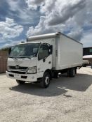 2019 HINO 195 BOX TRUCK, APPROX GVWR 17,950 LBS, ETRACKS, A/C, POWER WINDOWS,BACK UP CAMERA,BOX