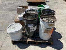 ( 1 ) PALLET OF ASSORTED FASTENERS, HARDWARE, AND DRUM CONTAINERS; NUTS, BOLTS, SCREWS. AND WASHE...
