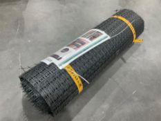 UNUSED PLASTIC MESH FENCING ROLL; APPROX 3.3 FT X 164 FT L