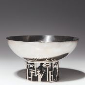 Werkstätten Hagenauer Centerpiece "Golfer" Vienna, Design: 1930s brass, nickel-plated; the base with