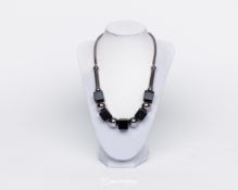 Collier, Jakob Bengel, 1930er Jahre, Chromkugeln, Metall, Galalitwürfel,