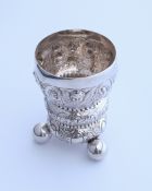 Kugelfußbecher in Barockform, wohl Anfang 20. Jh., Silber 800, Korpus mit Puttendekor auf Kugelfüße