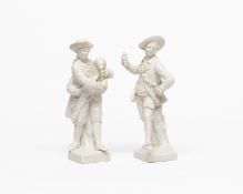 Paar Figuren, Dudelsackspieler und Tänzer, KPM, Zeptermarke (schwach), je ca. 16 cm hoch, restaurie