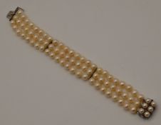 Perlenarmband mit 14K Weißgold Verschluss