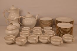 KPM Berlin 52-teilig.Rocaille Kaffee- und Teeservice für 12 Personen.