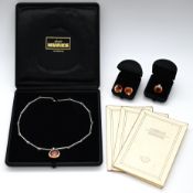 Feueropal-Set: Ohrringe, Ring und Collier
