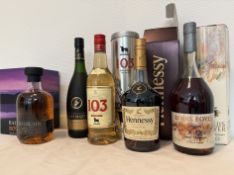 Spirituosen-Konvolut, 5 Flaschen, Füllstand siehe Fotos