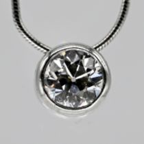 Solitaire pendant with old-cut diamond approx. 1 ct and fine snake chain, 21st century
