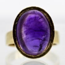 Ring with amethyst cabochon, goldsmith’s work, 1990s