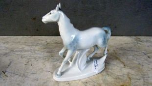 Porzellanfigur Pferd Hersteller Gerold