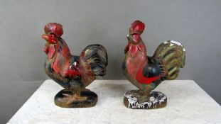 2 Skulpturen asiatische Hähne Holz