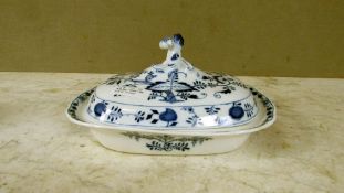 Meissen Schwertermarke Deckeldose