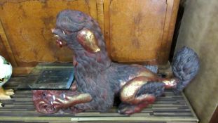 Fu Hund Skupltur handgeschnitzt
