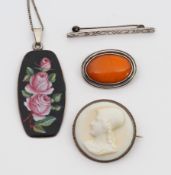 Konvolut Silberschmuck, u.a. Bernsteinbrosche, Fischland