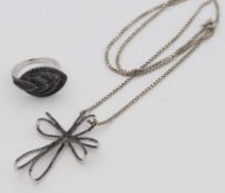 Ring und Kettenanhänger mit schwarzem  Spinell, 925er Silber