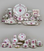 Service 79x Teile Herend, Porzellan, Apponyi purpur, chinesisches Bukett, handbemalt, Gold staffier