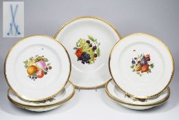 Sieben Teile: Sechs Satz Obstteller, 3 x MEISSEN Marke 1817 - 1824 und Knaufschwerter-Marke. Obstsch
